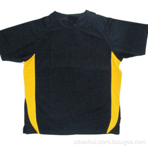 Men's 100% polyester mesh sport T-shirt with lateral patch